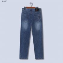 コピー ブランド評判が高い男女共用ジーンズMONCLER注目されている新品先行入手