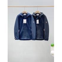 MONCLERブランド コピー 品今年のトレンドカラー清涼感とカジュアルスタイルジャケット