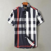半袖Tシャツ注目する憧れブランドの新作大人のこなれた着こなしコピー ブランドBURBERRY