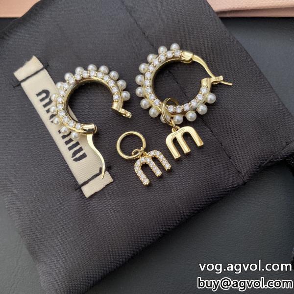 アクセサリーブランド 偽物 通販MIUMIU日本即完売予想重宝する