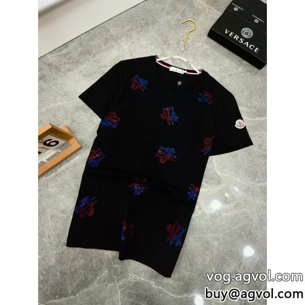 MONCLER通販 ブランド半袖Tシャツ個性的なスタイリングカジュアルさ