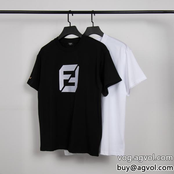 ブランド コピー 品FENDI半袖Tシャツロゴが美しいモード感の高い