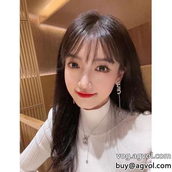 イヤリングスーパー コピー 安心 ミュウミュウ大人の華やかさを演出毎年大人気商品
