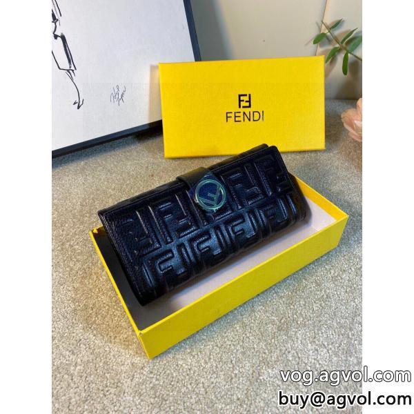 FENDI透け感優しい今シーズンも人気ブランドブランド コピー 販売 財布