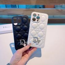 偽物 ブランド 激安大人のこなれ感おしゃれの幅が広がりIphone ケース カバーDIOR