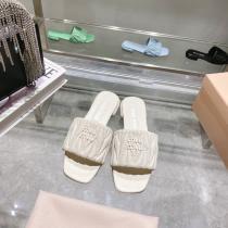 MIUMIUリラックススタイルが実現昨年も人気のアイテム新品スリッパスーパー コピー 品