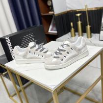 DSQUARED2スニーカー抜け感スゴイ最安値激安 通販 ブランド
