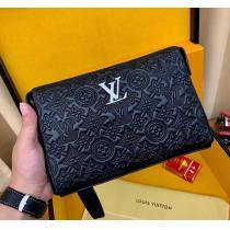 コピー 商品 販売今年の冬は着こなし透け感新作がイチ推し財布LOUIS VUITTON