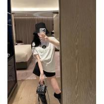 今季話題の一級品すぐお届け　2025新作半袖Tシャツスーパー コピー  CH