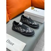 DIORスニーカー完売間近オシャレ上級者に通販 ブランド