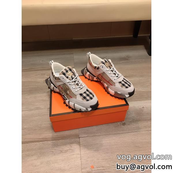 ブランド フェイクスニーカーBURBERRY品良くおしゃれ定番が欲しい方