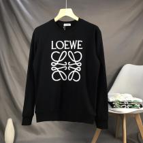 パーカーコピー 品 ブランドLOEWE際立つ抜け感がある注目新ブランド