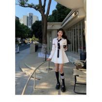 ワンピースコピー 品 販売通気性と吸汗性に優れコーデの主役THOM BROWNE