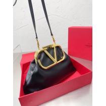 バッグ今流行軽やかな印象VALENTINOブランド レプリカ