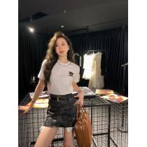 偽物 ブランド 販売MIUMIU注目ブランドは2026最新落ち着きある半袖Tシャツ