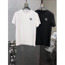 新作限定人気沸騰中肌触りの良いサラりと半袖TシャツFENDIブランド 品 コピー