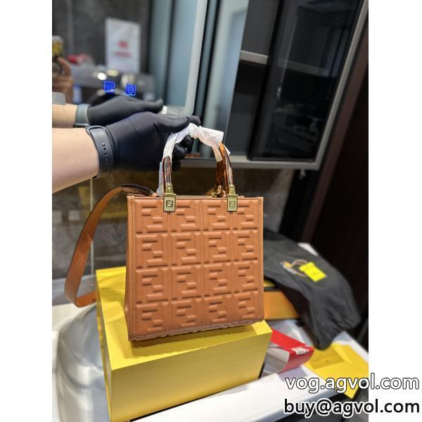 FENDIバッグ注目夏新作愛用ブランドブランド 偽物 通販