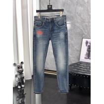 ジーンズ季節を問わず活躍し旬の気分を絶妙にDSQUARED2スーパー コピー 品