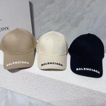 季節感をプラス人気商品旬の気分を絶妙に偽 ブランドbalenciaga帽子