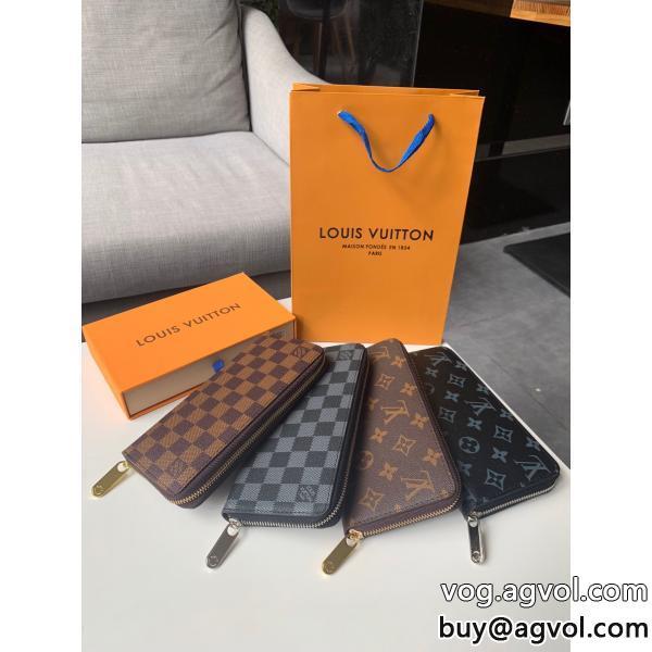 財布LOUIS VUITTONブランド 品 コピートップスからチラ見える安心カジュアルさ