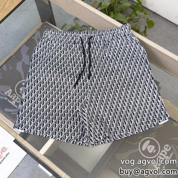夏の暑い日にも快適に大人で素敵DIORスーパー コピー どこで 買えるスラックス