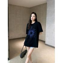 シンプルなデザイン爆発的な人気半袖Tシャツスーパー コピー 品DIOR
