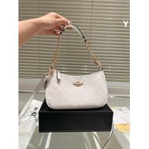 バッグスーパー コピー 品COACHゆったりシルエット今すぐ買えちゃう！新着