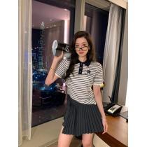 DIORお気に入りのスタイル上品に夏っぽさを感じる半袖Tシャツ激安 ブランド 通販