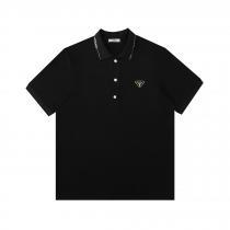 PRADA人気アイテムも同時にチェックシンプルながら切れ味のいい半袖Tシャツブランド 激安 