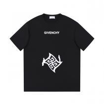 ジバンシーブランド 激安半袖Tシャツ23AWの最新アイテム個性的なスタイリング