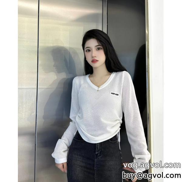 ミュウミュウコピー 商品 通販長袖Tシャツ定番のスタイル2026限定話題の新作到着