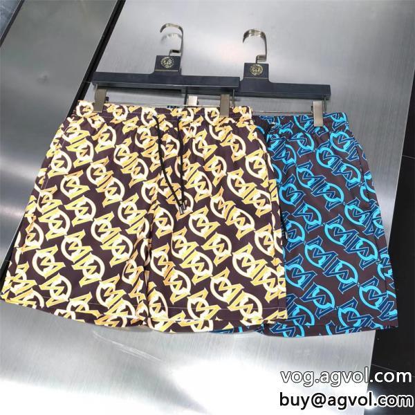 MONCLERスラックスブランド コピー 激安旬の気分を絶妙に格好良い