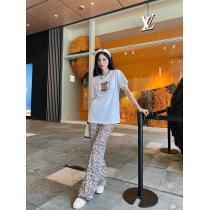 BURBERRYちょっと大人の印象販売店舗限定モデル&nbsp;半袖Tシャツブランド レプリカ