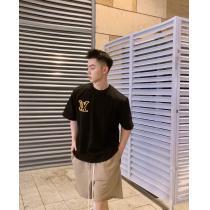 大人っぽい好感度が高いアイテム半袖Tシャツルイ ヴィトンブランド コピー ショップ