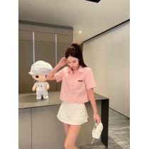 MIUMIU半袖シャツ激安 ブランドおしゃれに着こなせる都会的な印象のスタイル