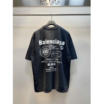 balenciaga半袖Tシャツきれいめな印象で着こなし季節をまたい新作アイテムブランド 激安 