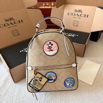 スーパー コピー 安心 COACHバッグジュアル感強めの着意外と相性がいい