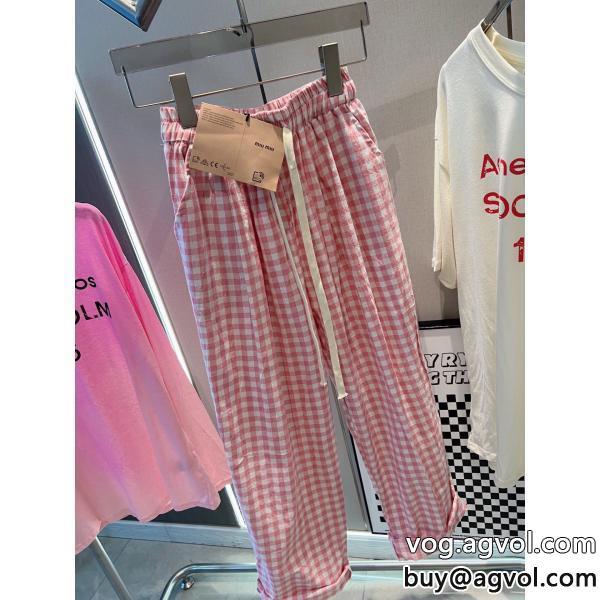ミュウミュウスラックス今だけSALE上品で優しい雰囲気にスーパー コピー 品