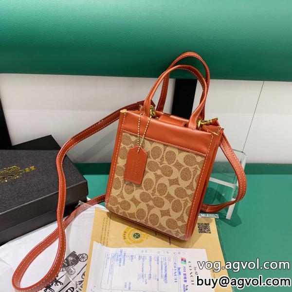 バッグ通販 ブランドCOACHふんわり柔らかモード感の高い