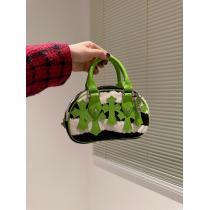 バッグブランド スーパー コピー 舗ストリートに溢れるウェア優しげな高級人気色CHROME HEARTS