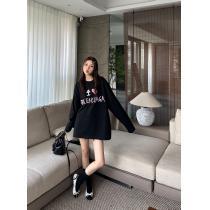 長袖Tシャツbalenciaga最新先取りおしゃれなロゴ入り大人気オリジナルブランド 品 コピー
