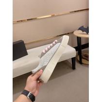 DIOR元気な印象に海外セレブが注目アイテムスニーカー偽物 ブランド 販売