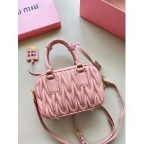 MIUMIU偽物 ブランド 販売バッグ気になるアイテム人気新作限定早い者勝ち