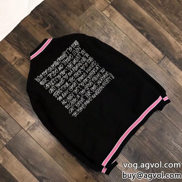 STUSSYお洒落度が一段アップする涼しげな印象のコートブランド コピー 通販