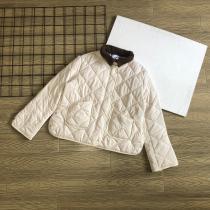 コピー ブランド 販売高級感が溢れたギフト最適BURBERRYコート