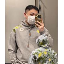 大人の余裕が漂うクール印象LOEWEパーカーコピー 商品 販売