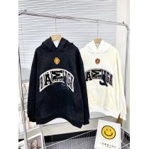 ブランド コピーbalenciagaパーカー一気にトレンド感満載な着こなし日本完売