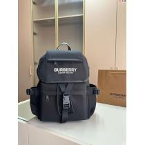 BURBERRYリュックサックコピー 商品 通販今流行派手すぎず