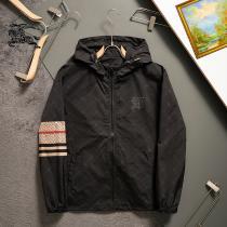 今季話題の一級品透け感の持つ涼しげな印象コートブランド フェイクBURBERRY