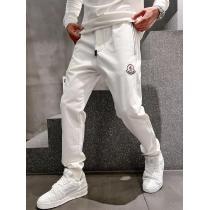 MONCLERスラックススーパー コピー 販売先行予約販売通年使えるアイテム